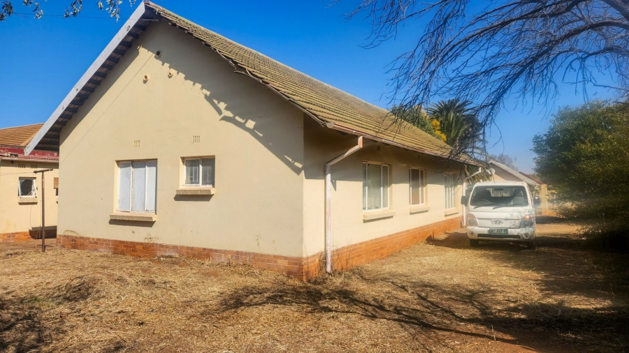 3 Bedroom Property for Sale in Stilfontein Ext 1 North West